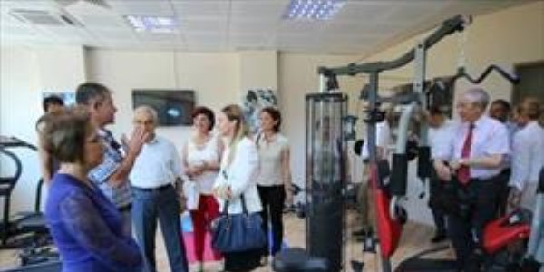 İzmir'e Acil Servis Koordinasyon Merkezi