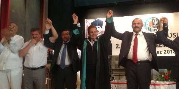 Ankara Barosu'na ilk kadın Başkan