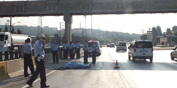 Polis arabasının çarptığı kişi hayatını kaybetti