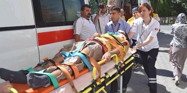 Yabancı uyruklu öğretim görevlisine kamyon çarptı