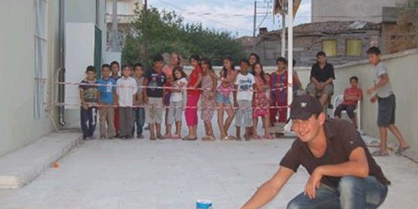 Çocukların iftar topu merakı