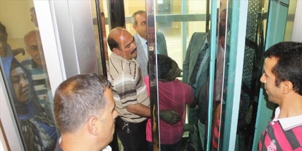 YYÜ'den engellilere asansörlü hizmet