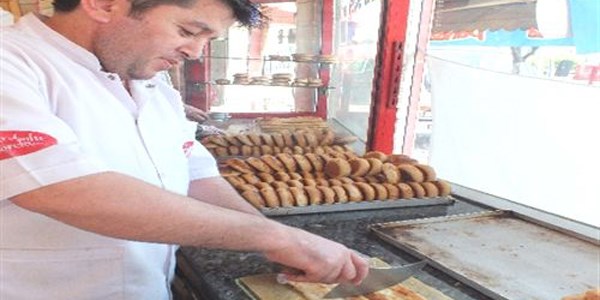 Börekçiden ramazan hassasiyeti
