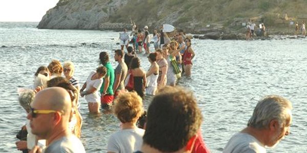 Nejat işler Bodrum'da 'durupduru' eylemine katıldı