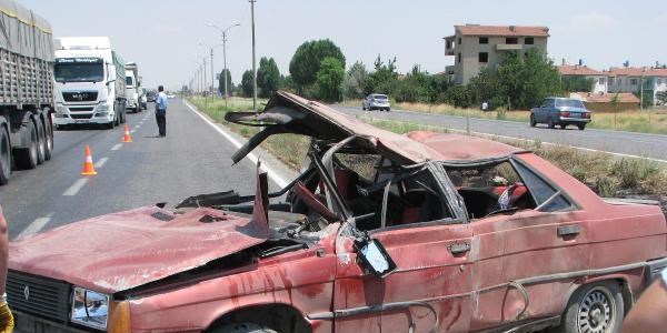 Otomobil takla attı, jandarma uzman çavuş yaralandı