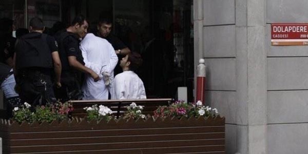 Sahte doktorlar protestocuların sağlığıyla oynadı
