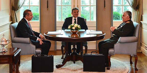 Köşk'te 3'lü zirve