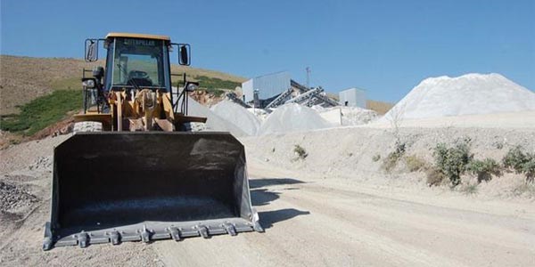 Demiryolu inşaatında çalışan 3 kişi kaçırıldı