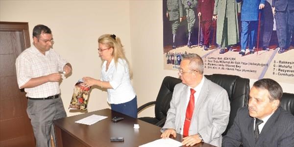 Balıkesir'in ilk 'büyükşehir tartışması' Nüfus Müdürlüğü'nde yaşandı