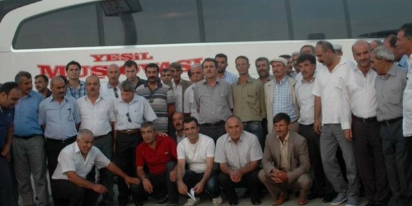 Kaymakamları için Ankara'ya gittiler