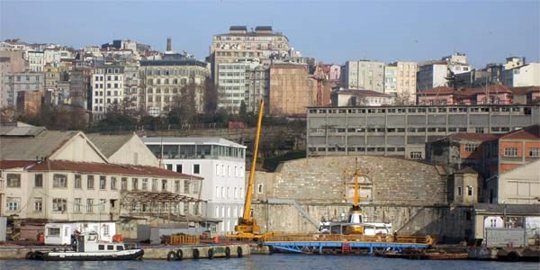 HaliçPort'a 1,3 milyar dolar