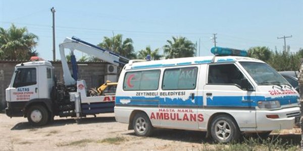 Belediyenin ambulansına haciz