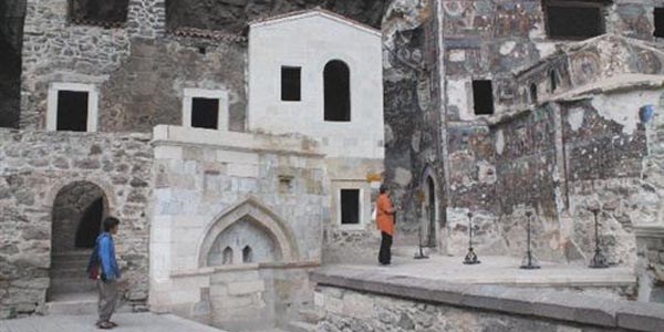 Sümela manastırına Ramazan'da ilgi azaldı