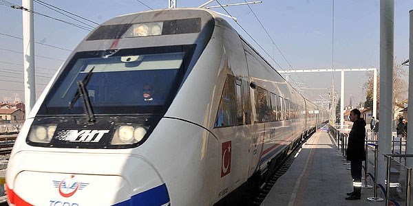 İzmir-İstanbul arası 4 saate inecek