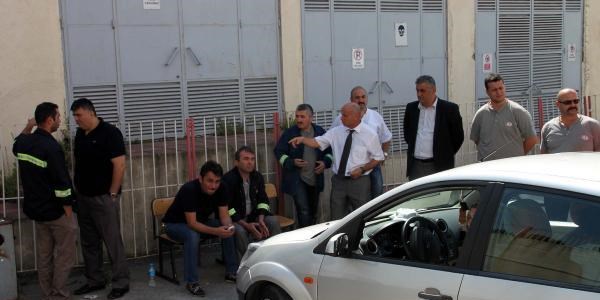 Erdemir'de çatıdan düşen işçi öldü