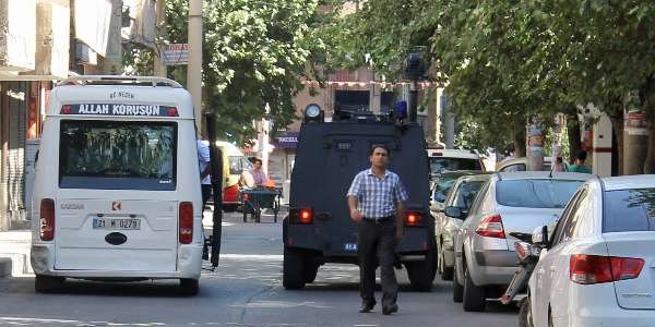 Sokak ortasında bomba paniği