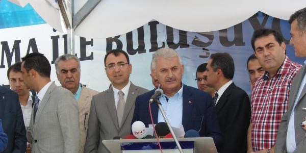 Bakan Yıldırım İZBAN banliyö demiryolu hattında inceleme yaptı