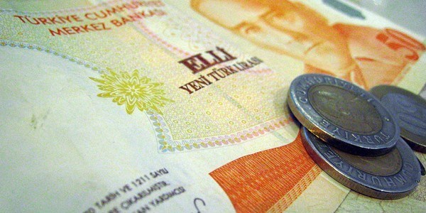Memur maaşları bayramdan önce ödenecek