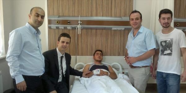 Bir gözü 12 yıldır görmeyen Furkan'ın kornea sevinci