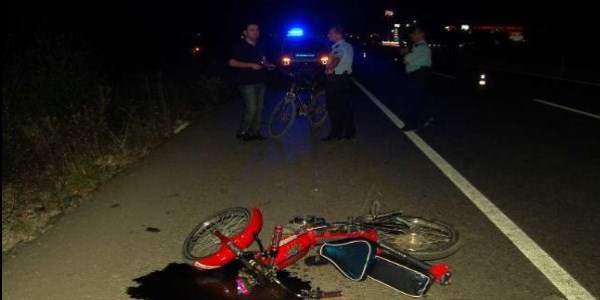 Otomobil motosikletle çarpıştı: 2 ölü