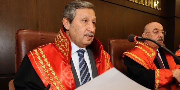 Eski Yargıtay Başkanı Gerçeker kaza yaptı