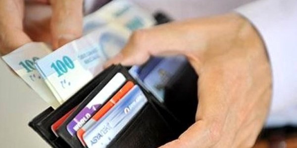 İzmit Belediyesi'nde maaşlar erken ödendi