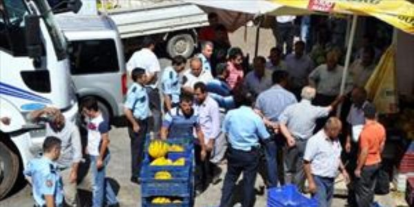 Besni'de sebze halinde kavga: 1 yaralı