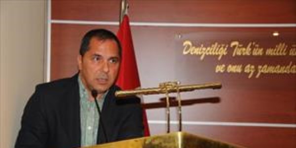 İzmir'de deniz yolunu tercih edenlerin sayısı artıyor