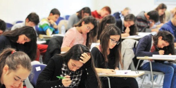 SGK yurt dışında okuyan öğrencilerin tedavi masrafını karşılayacak