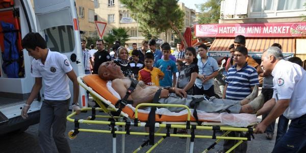 Bıçakla tehditler savurdu, güçlükle hastaneye götürüldü