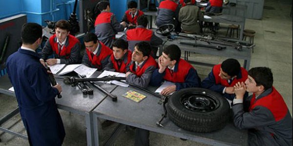 Liselerde kontenjan sıkıntısı