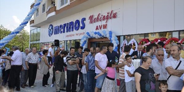 Görele'de Nebioğlu AVM görkemli bir törenle açıldı