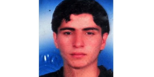 Eşini taciz eden komşu genci öldürdü