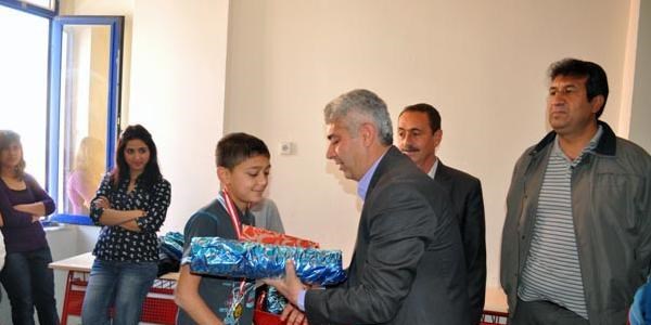 Kültür Evinde eğitim gören 57 öğrenci yüksek puanla fen liselerine girdi