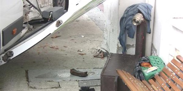 Terminalde otobüsün freni boşaldı: 1 ölü, 1 yaralı