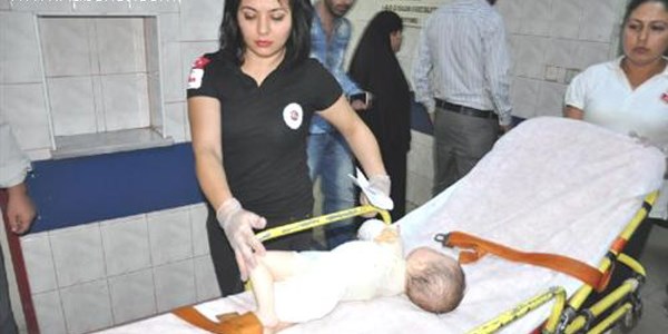 9 aylk bebek, 5 saat sevk iin ambulans bekledi