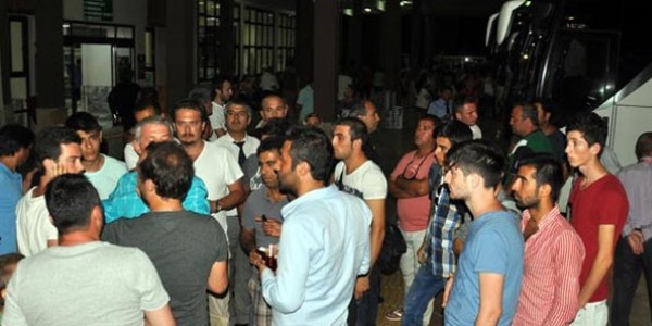 54 yolcuyu aşağıya indirip otobüsü haczettiler