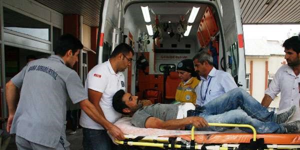Savaş gibi yol verme kavgası: 20 yaralı
