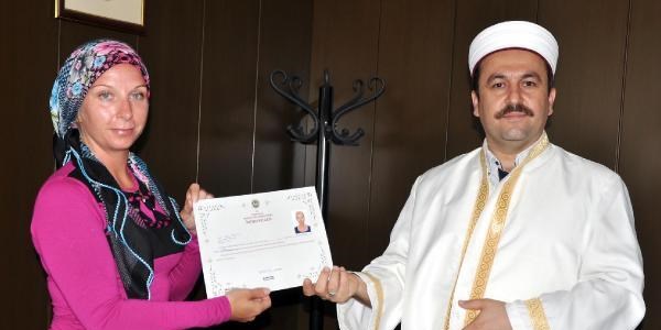Son 20 yılda 1234 yabancı Müslüman oldu