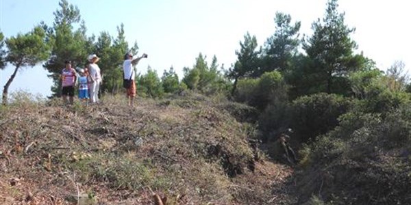 Çanakkale'deki siperler 98 yıl önceki gibi