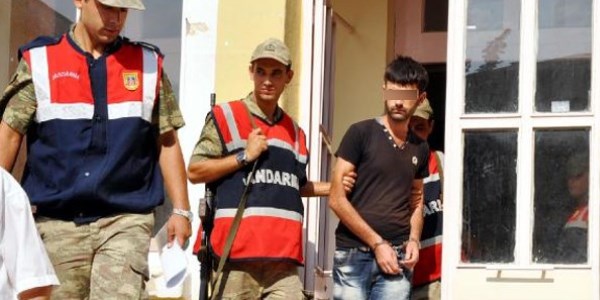Halasının oğlunu av tüfeğiyle vurdu