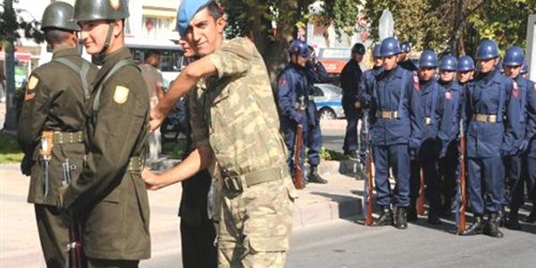 30 Ağustos Zafer Bayramı provasında astsubay ve uzman çavuşlar görev aldı