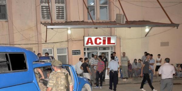 İslahiye'de otomobil devrildi: 4 yaralı