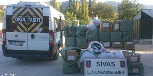Okul taşıtında 480 bin adet zayıflama hapı ele geçirildi