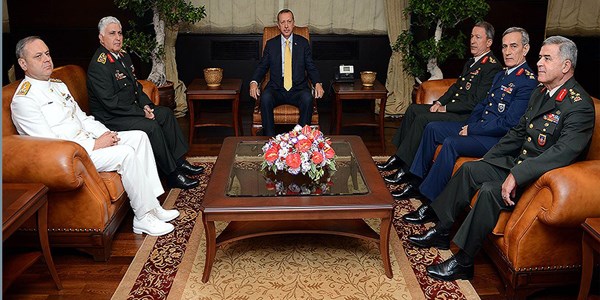 Erdoğan, kuvvet komutanlarını kabul etti