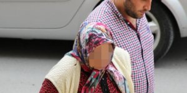 Fuhuş yaptırmaktan gözaltına alınan 74'lük nine serbest