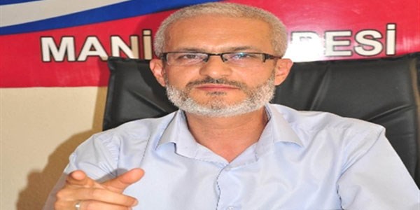 Manisa'da serbest kıyafet eylemi devam ediyor