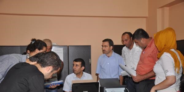 Rektör Ceylan Hakkari'ye yurt istedi