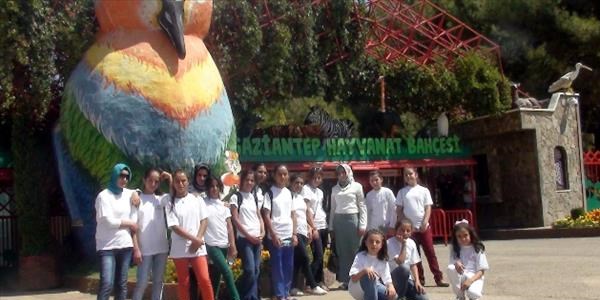 Gökkuşağı öğrencileri Gaziantep'i gezdi