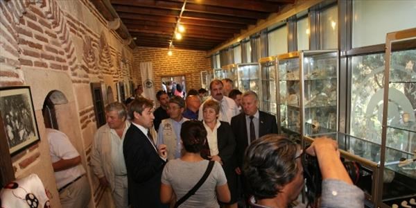 Lületaşı Müzesine ziyaretçi akını